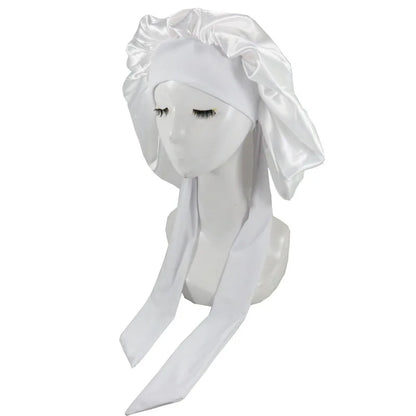 Bonnet en satin blanc avec bande réglable, conçu pour protéger les cheveux bouclés, frisés et crépus pendant la nuit et le jour