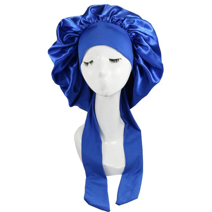 Bonnet en satin bleu avec bande réglable, conçu pour protéger les cheveux bouclés, frisés et crépus pendant la nuit et le jour